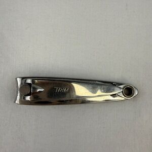Vintage Trim Nail Clippers W.E. Bassett Co Derby‎ CT Made in USA Stainless Steel